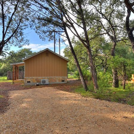 Cabins At Flite Acres - Coyote Cabin Wimberley Extérieur photo