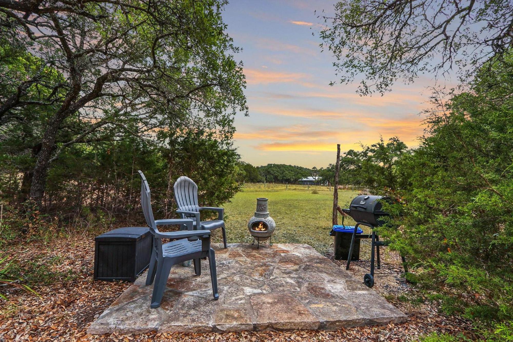 Cabins At Flite Acres - Coyote Cabin Wimberley Extérieur photo