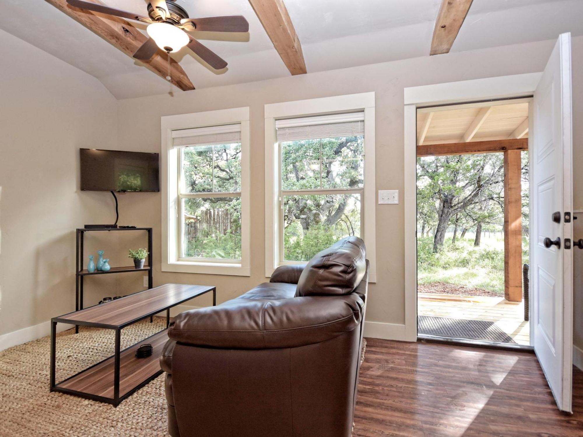 Cabins At Flite Acres - Coyote Cabin Wimberley Extérieur photo